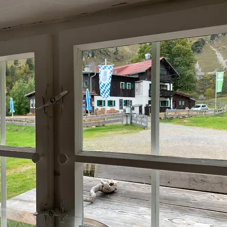 Rettenbaeckalm * Schliersee